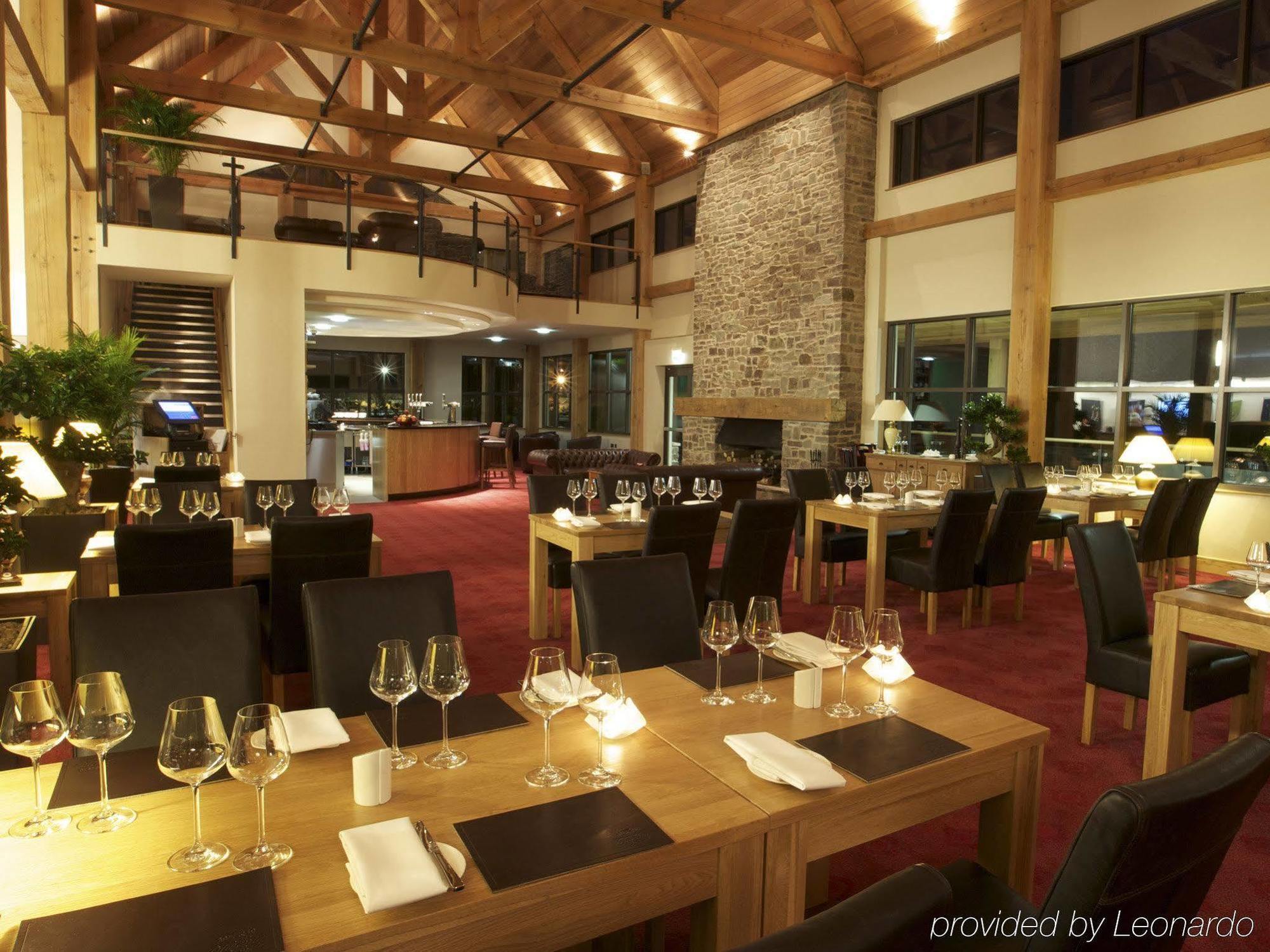 מלון ניופורט The Manor House At Celtic Manor מסעדה תמונה